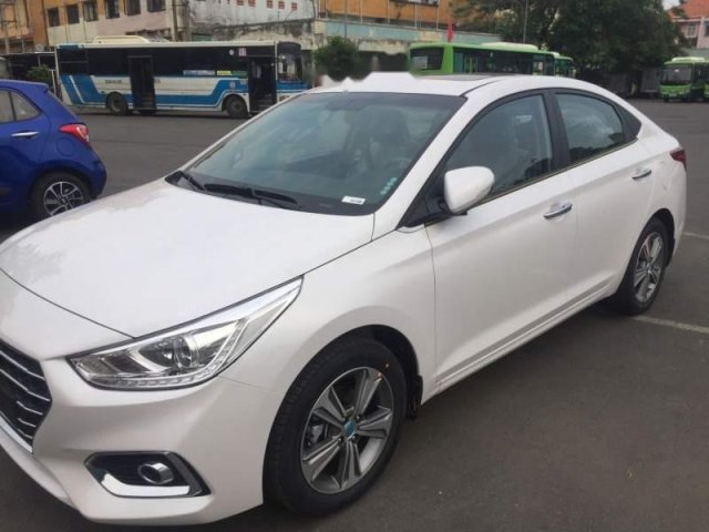 Bán Hyundai Accent năm sản xuất 2018, màu trắng giá cạnh tranh