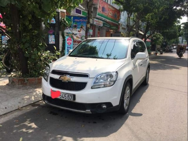 Cần bán gấp Chevrolet Orlando LTZ năm 2012, màu trắng  