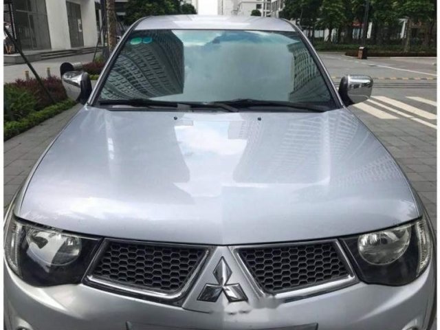 Bán ô tô Mitsubishi Triton GLS MT năm 2010 chính chủ