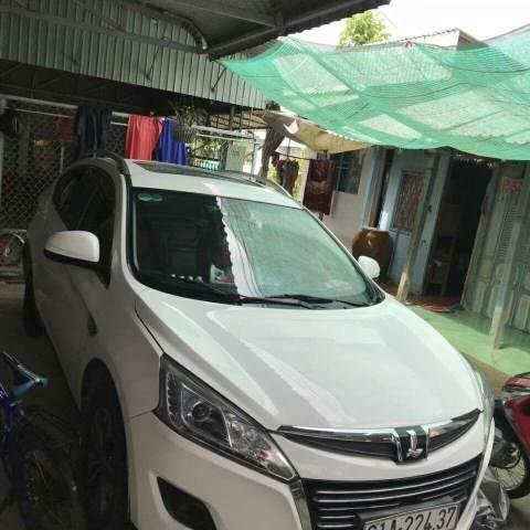 Bán Luxgen U6 2015, màu trắng, 450tr