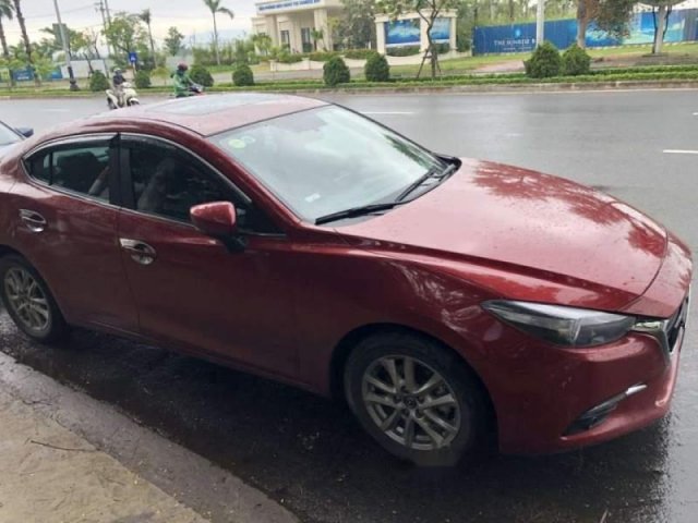 Bán ô tô Mazda 3 đời 2017, màu đỏ