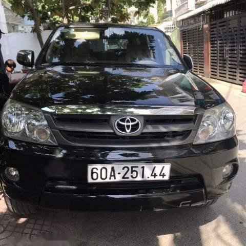 Bán Toyota Fortuner sản xuất 2007, màu đen, xe nhập