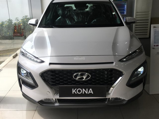 Bán xe Hyundai Kona 2018, giá cạnh tranh, giao xe ngay, nhận thêm ưu đãi