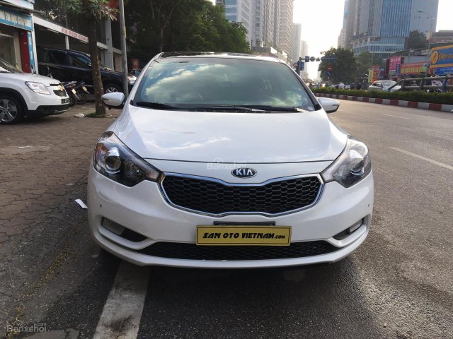 Bán ô tô Kia K3 ghế mới 2016 AT, màu trắng