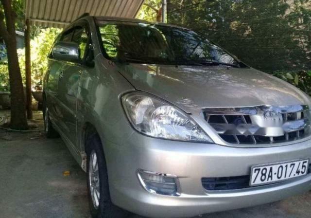 Chính chủ bán ô tô Toyota Innova sản xuất 2006, màu bạc