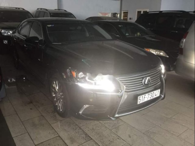 Cần bán xe Lexus LS sản xuất năm 2016, màu đen, nhập khẩu