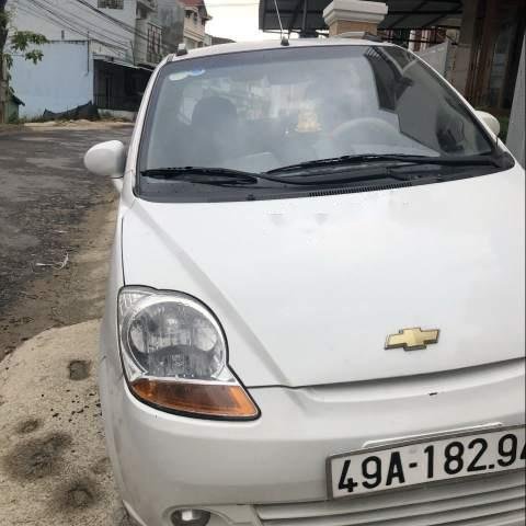 Bán Chevrolet Spark 2010, màu trắng, giá tốt