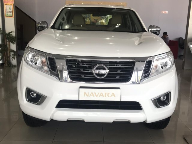 Nissan Navara EL sản xuất năm 2018, màu trắng, nhập khẩu thái lan. Xe giao ngay, giá tốt nhất tháng 12