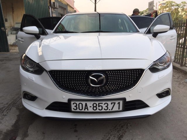 Mazda 6 bản full 2.5 năm sản xuất 2014, màu trắng giá cạnh tranh