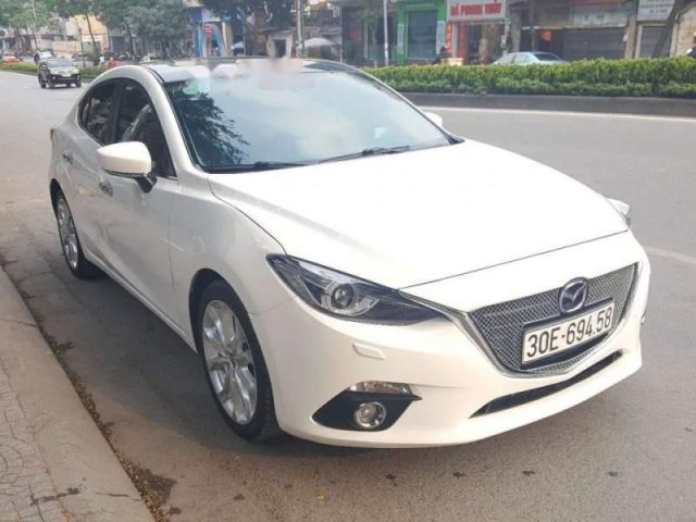 Bán xe Mazda 3 2.0 năm 2016, màu trắng như mới giá cạnh tranh