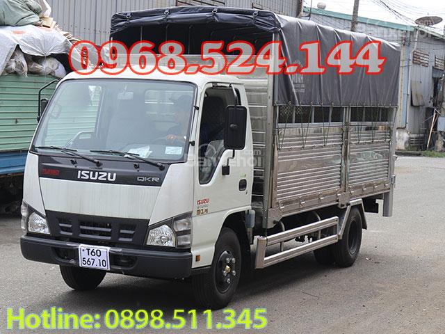 Bán xe tải Isuzu 1T9 thùng bạt bửng nâng, giá tốt nhất thị trường