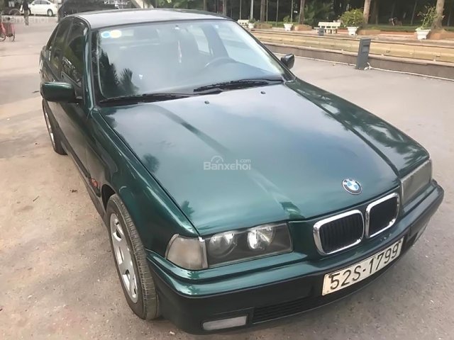 Cần bán xe BMW 3 Series 320i đời 1998, màu xanh lam, nhập khẩu nguyên chiếc số sàn0