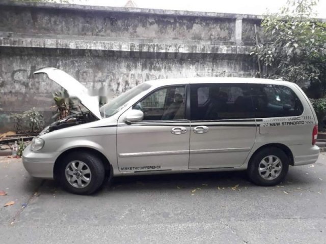 Bán xe Kia Carnival đời 2009 chính chủ, giá 285tr