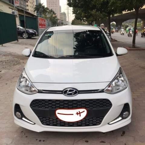 Bán Hyundai Grand i10 1.2 AT sản xuất năm 2017, màu trắng, giá 420tr