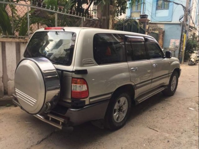 Bán Toyota Land Cruiser sản xuất 2006, chính chủ, giá cạnh tranh