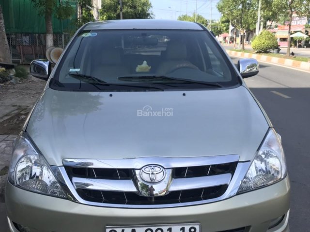 Cần bán xe Toyota Innova G sản xuất 2007, màu bạc, 340tr