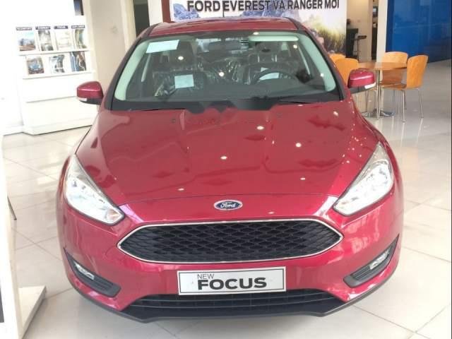 Bán Ford Focus Trend 1.5 Ecoboots năm sản xuất 2018, màu đỏ, giá tốt