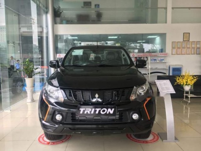 Bán ô tô Mitsubishi Triton 2018, màu đen, nhập khẩu, 725.5tr