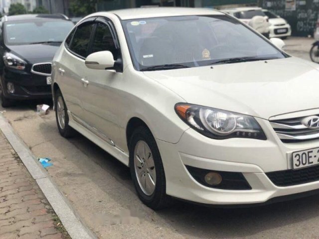 Chính chủ bán xe Hyundai Avante 1.6MT năm sản xuất 2012, màu trắng