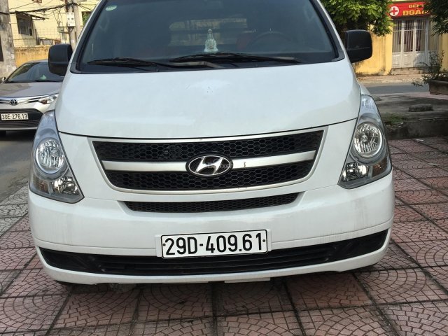 Cần bán lại xe Hyundai Grand Starex đời 2008, màu trắng, nhập khẩu 