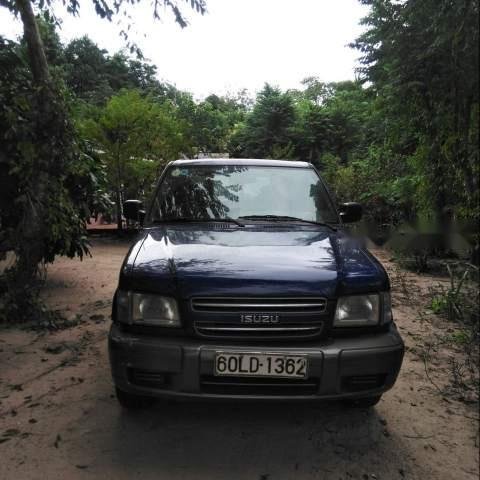 Cần bán lại xe Isuzu Trooper đời 2001