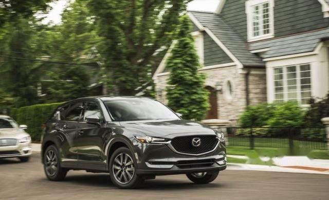 Bán ô tô Mazda CX 5 năm sản xuất 2018, màu đen, giá tốt