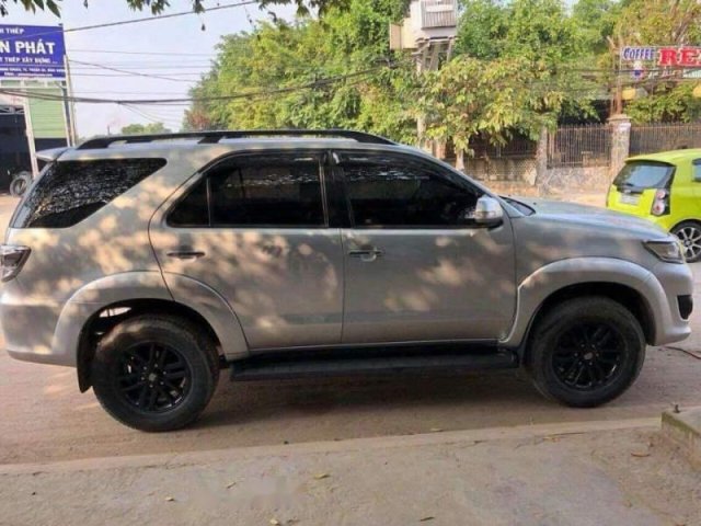 Cần bán xe cũ Toyota Fortuner năm sản xuất 2015