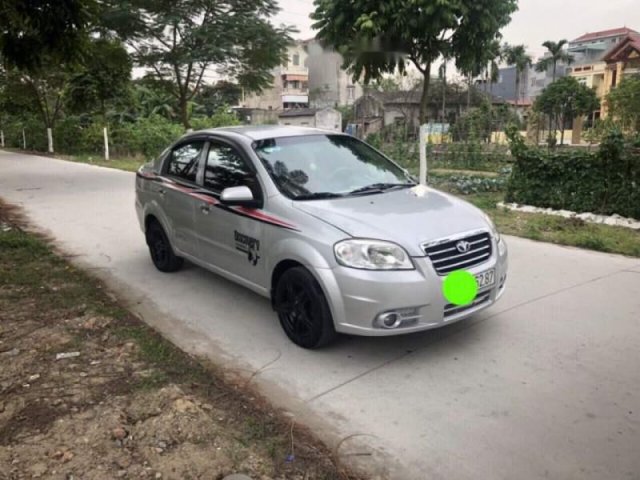 Cần bán lại xe cũ Daewoo Gentra MT 2008, màu bạc