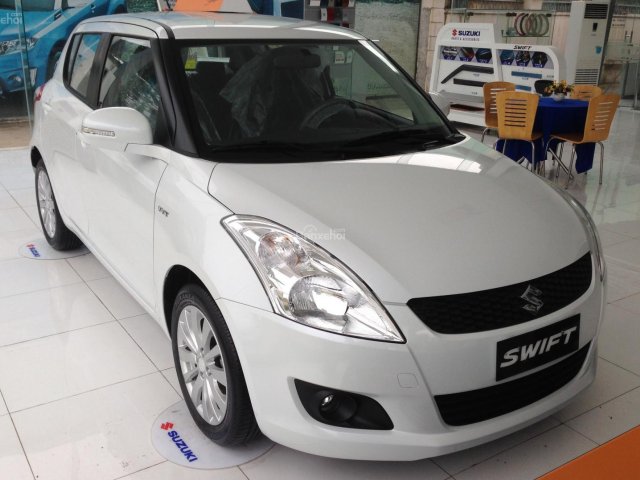 Suzuki Swift mới giá bất ngờ và nhiều chương trình hấp dẫn