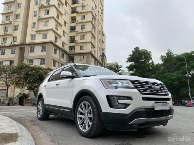 Cần bán xe Ford Explorer Limited năm sản xuất 2016, màu trắng, nhập khẩu