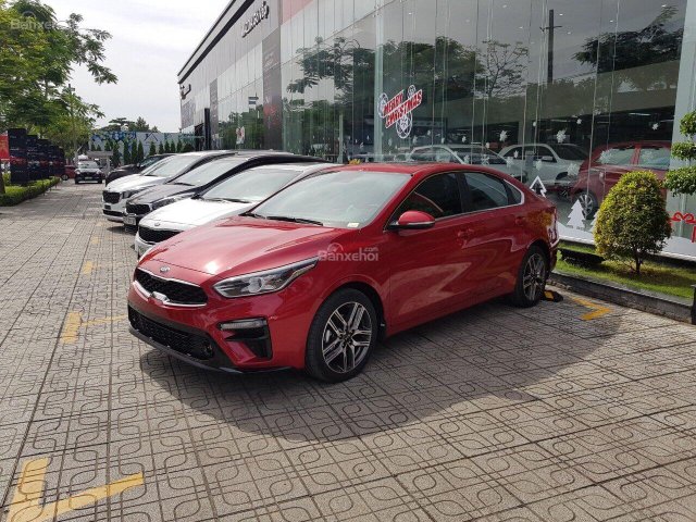 Kia Gò Vấp - Bán Kia Cerato model 2019 - Mới 100% - màu đỏ