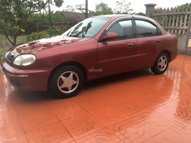 Cần bán Daewoo Lanos sản xuất 2002, màu đỏ, nhập khẩu nguyên chiếc  