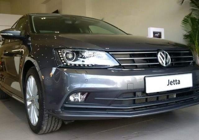 Cần bán xe Volkswagen Jetta sản xuất 2016, màu xám, nhập khẩu, 899 triệu