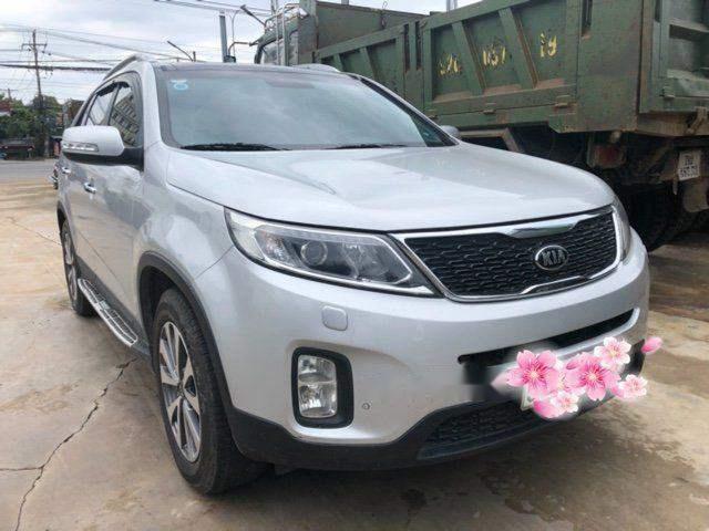 Bán Kia Sorento GAT 2.4L 2WD sản xuất năm 2014, màu bạc như mới