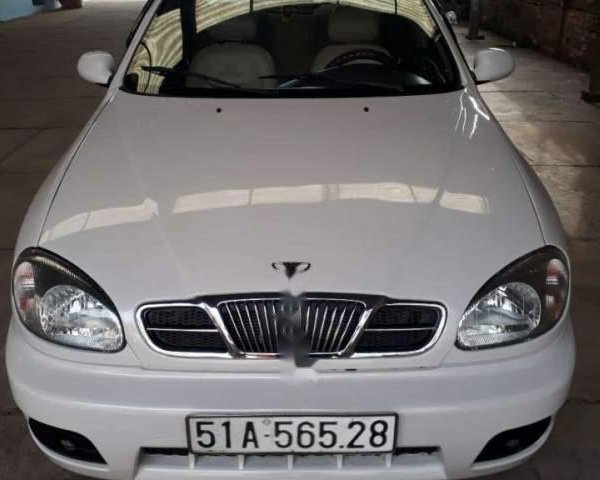 Cần bán Daewoo Lanos sản xuất năm 2003, màu trắng, xe nhập, 100tr