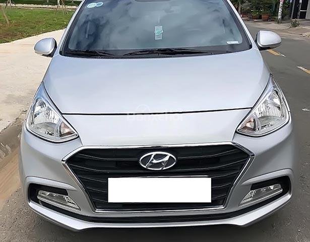 Bán Hyundai Grand i10 1.2 MT đời 2017, màu bạc, giá tốt