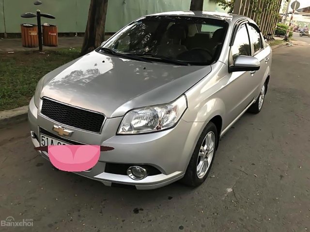 Cần bán Chevrolet Aveo đời 2014, màu bạc số sàn, 235 triệu