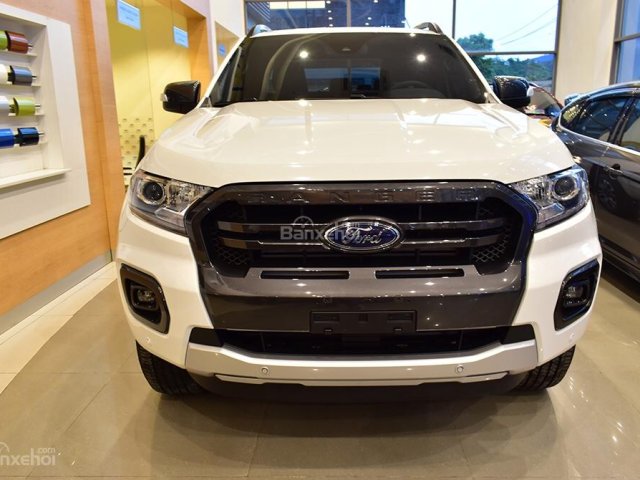 Bán Ford Ranger 2 cầu Biturbo đời 2018, màu trắng, nhập khẩu