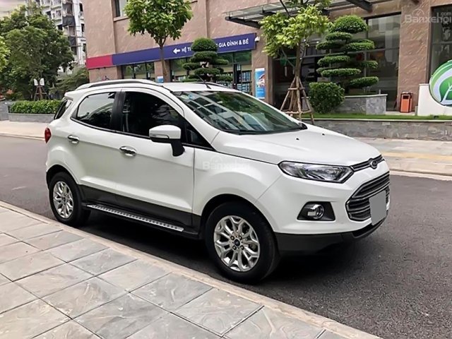 Bán Ford EcoSport Titanium sản xuất năm 2014, màu trắng, xe nhập