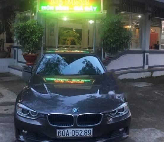 Bán BMW 3 Series 320i 2012 chính chủ giá cạnh tranh