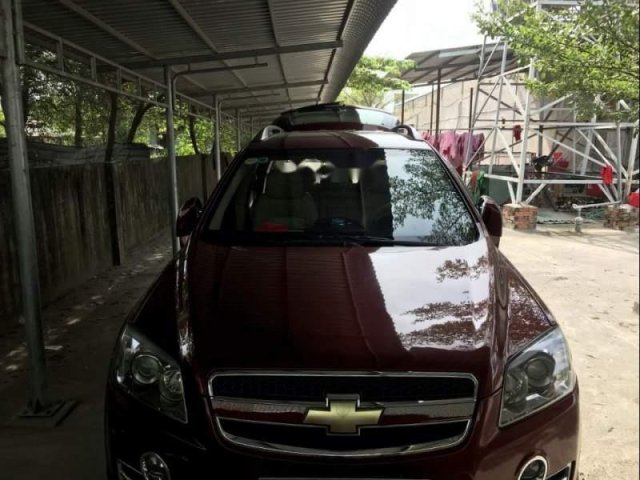 Cần bán Chevrolet Captiva AT năm 2011, xe còn mới