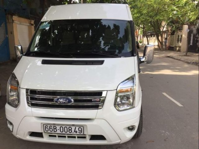 Cần bán gấp Ford Transit Luxury sản xuất 2017, xe còn rất mới, lăn bánh được 38.000km