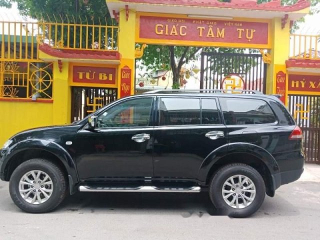 Bán xe Mitsubishi Pajero 2016 số sàn, máy dầu