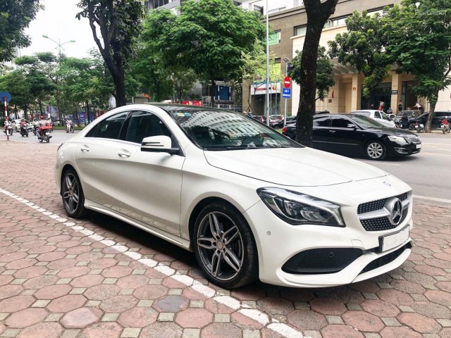 Bán Mercedes CLA250 2017, nhập khẩu chính chủ chạy lướt