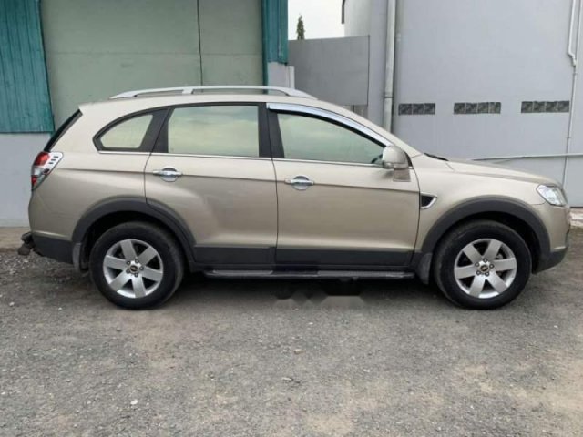 Cần bán Chevrolet Captiva AT sản xuất 2009 xe gia đình, giá chỉ 355 triệu