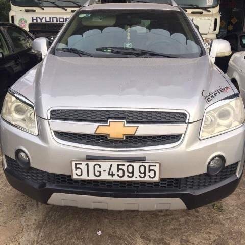 Gia đình bán Chevrolet Captiva MT năm 2007, màu bạc, xe nhập