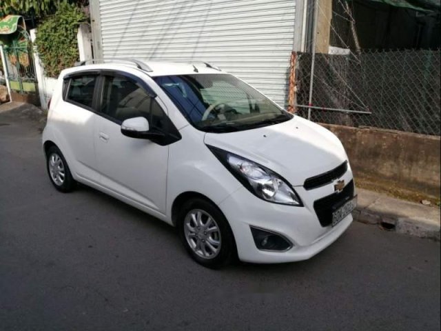 Tôi cần bán gấp Chevrolet Spark LTZ 2015, phiên bản giới hạn