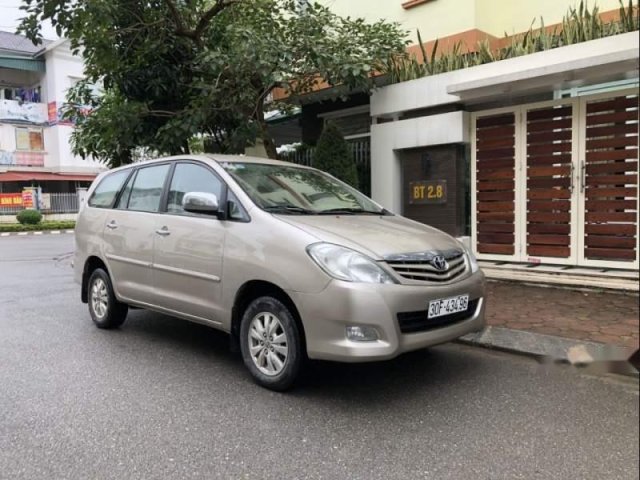 Cần bán xe cũ Toyota Innova G MT năm 2012