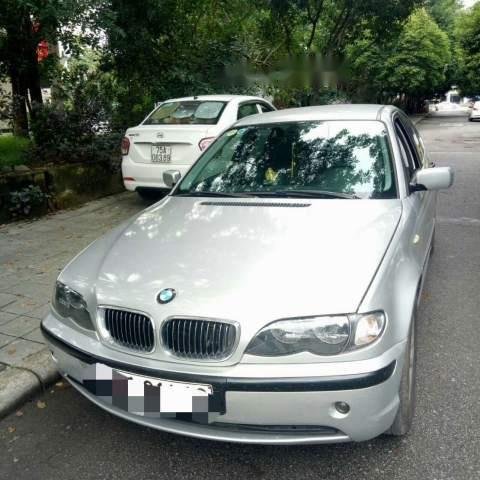 Bán ô tô BMW 3 Series 318i AT đời 2005, màu bạc như mới, giá chỉ 285 triệu