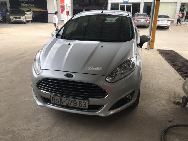 Cần bán xe Ford Fiesta Titanium 1.5 AT 2015, giá còn TL, có hỗ trợ trả góp